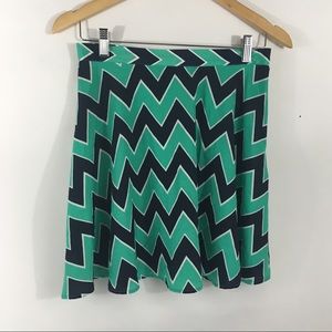 Zig zag pattern circle skirt green navy white!